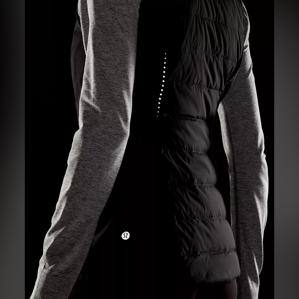 Lululemon Down for It All Vest women size 0 and 6 color black - Picture 2 of 9